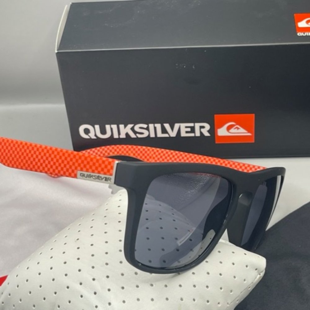 TWO New Quiksilver Sunglass Set - Picture 3 of 9